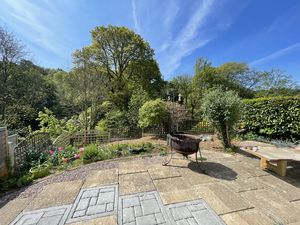 Photo 11- click for photo gallery